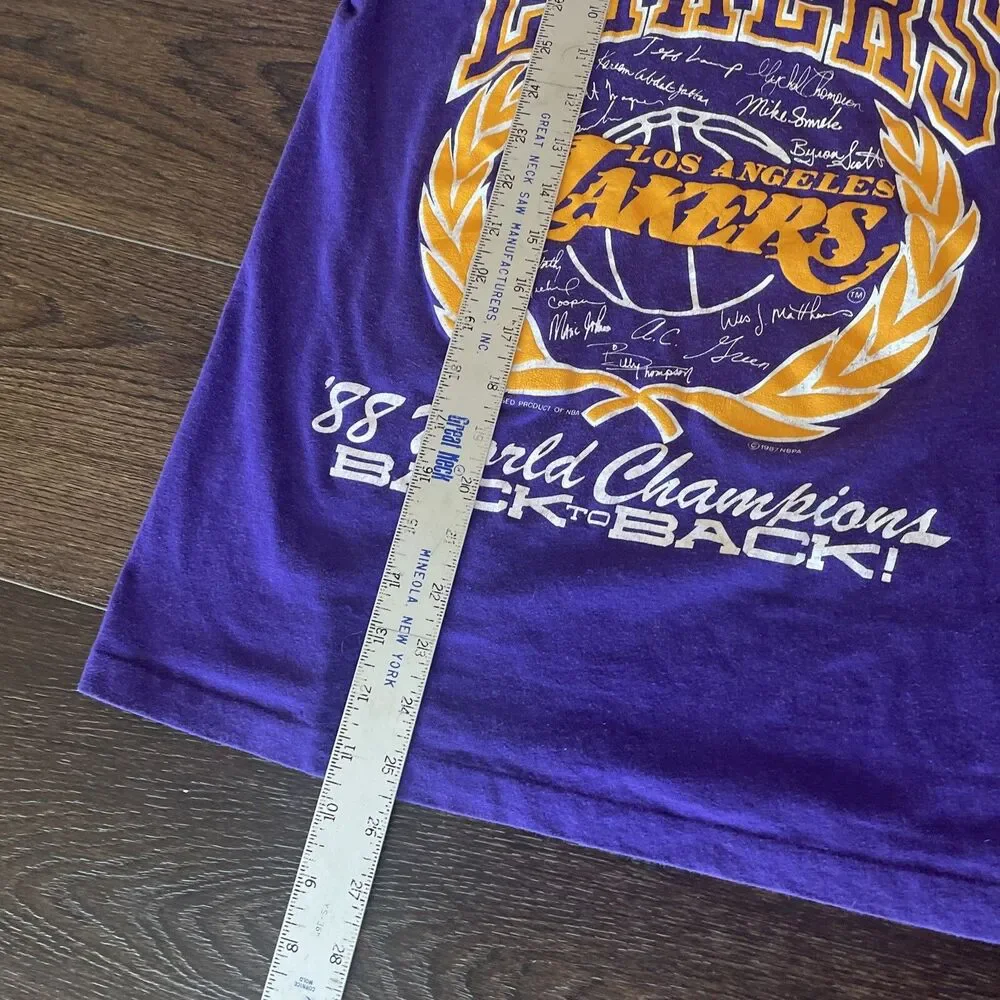 Vintage Los Angeles Lakers 88 World Champions Single Stitch T Shirt; Men’s Sz S